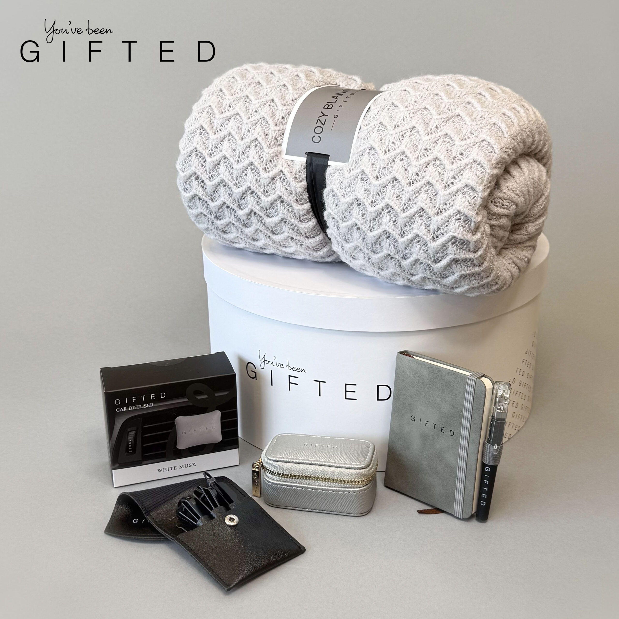 Simple-Day-Gift-Box1